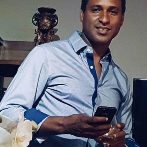 Meet your Posher, Edson